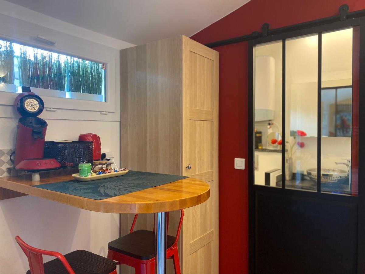 Apartament Paris-Zenith-Bienvenue-Terrasse-Netflix Pantin Zewnętrze zdjęcie