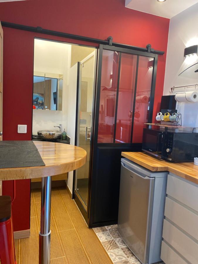 Apartament Paris-Zenith-Bienvenue-Terrasse-Netflix Pantin Zewnętrze zdjęcie